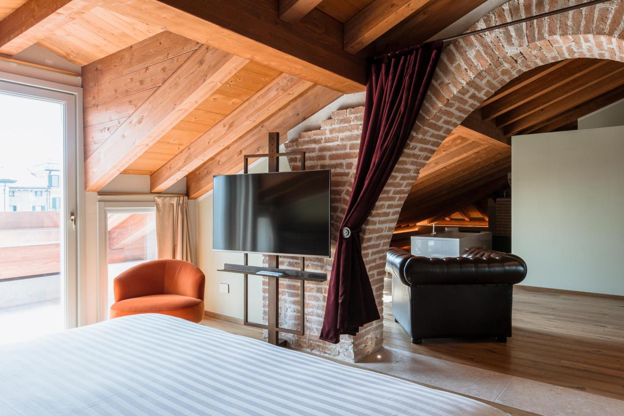 Pavillon Suite & Apartments Peschiera del Garda Eksteriør billede