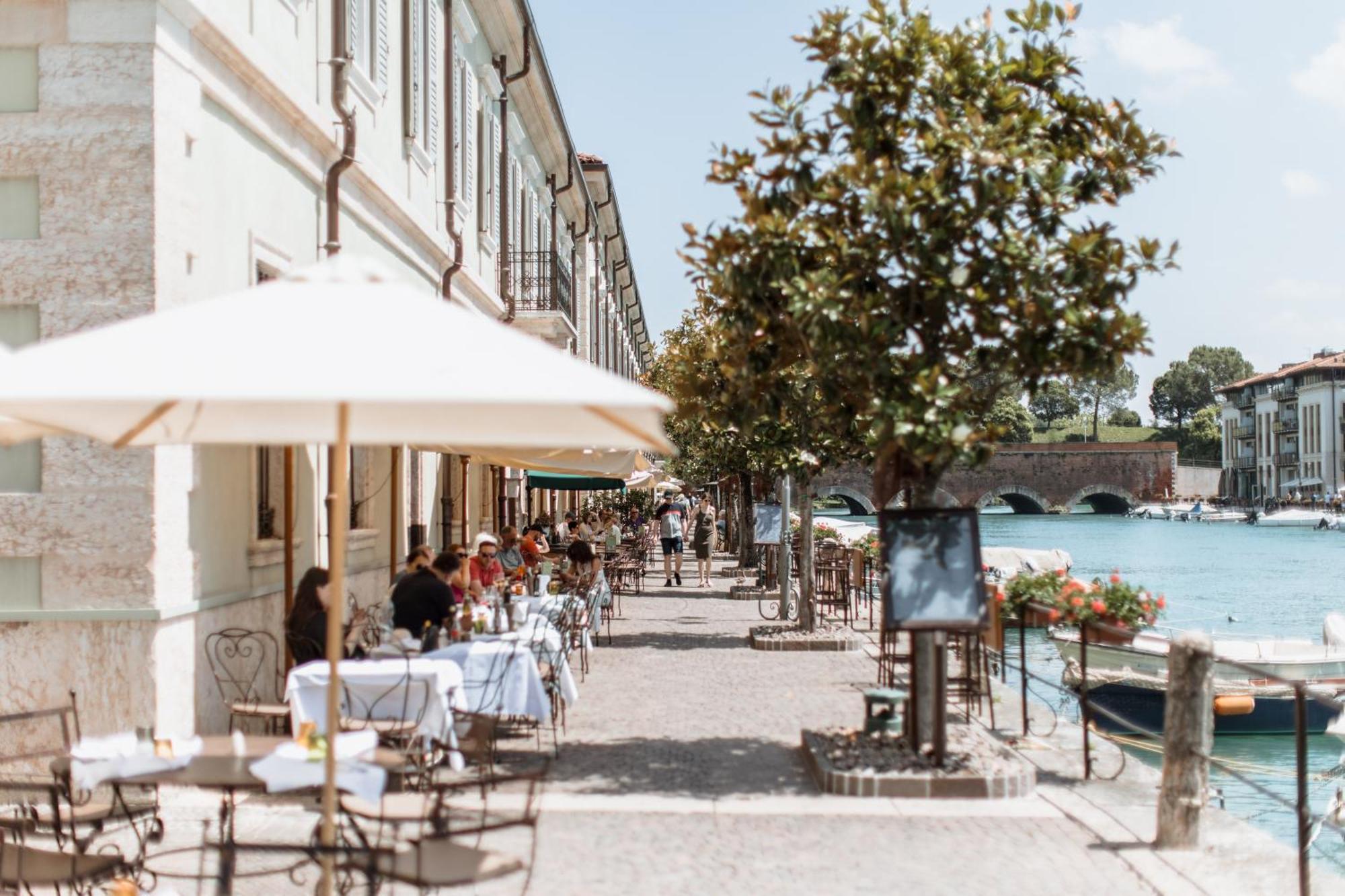 Pavillon Suite & Apartments Peschiera del Garda Eksteriør billede